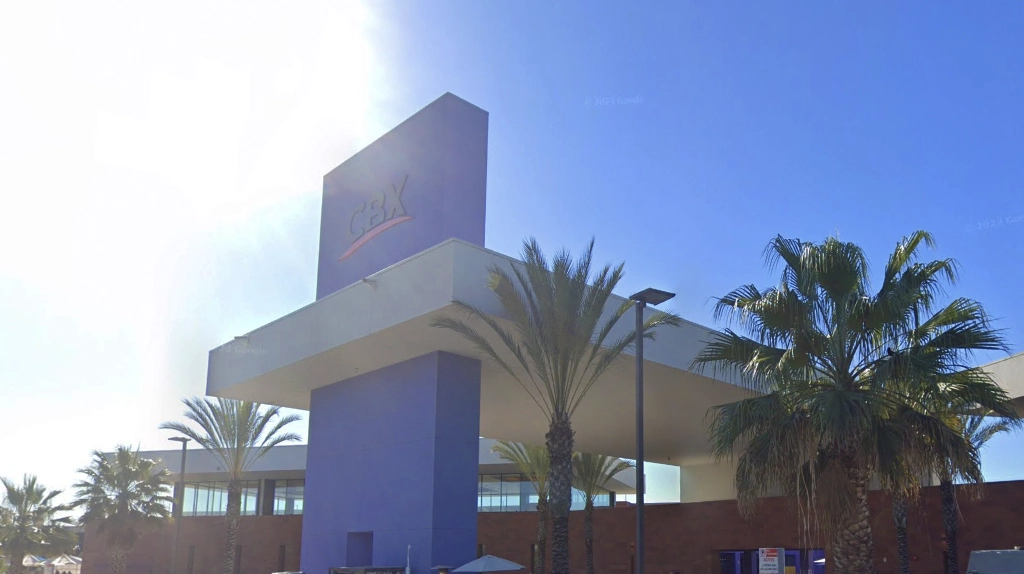 San Diego neighborhood guide with local insider tips